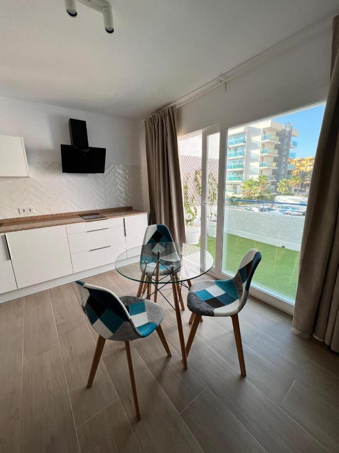 Apartamentos Buganvilla Roquetas De Mar Exteriör bild