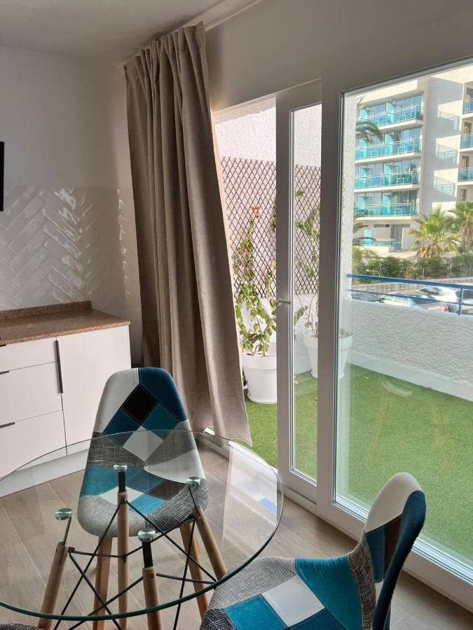 Apartamentos Buganvilla Roquetas De Mar Exteriör bild
