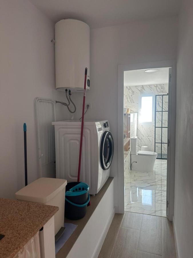 Apartamentos Buganvilla Roquetas De Mar Exteriör bild