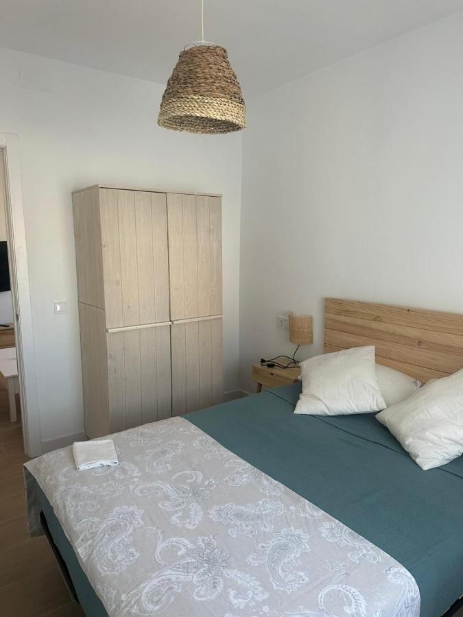 Apartamentos Buganvilla Roquetas De Mar Exteriör bild