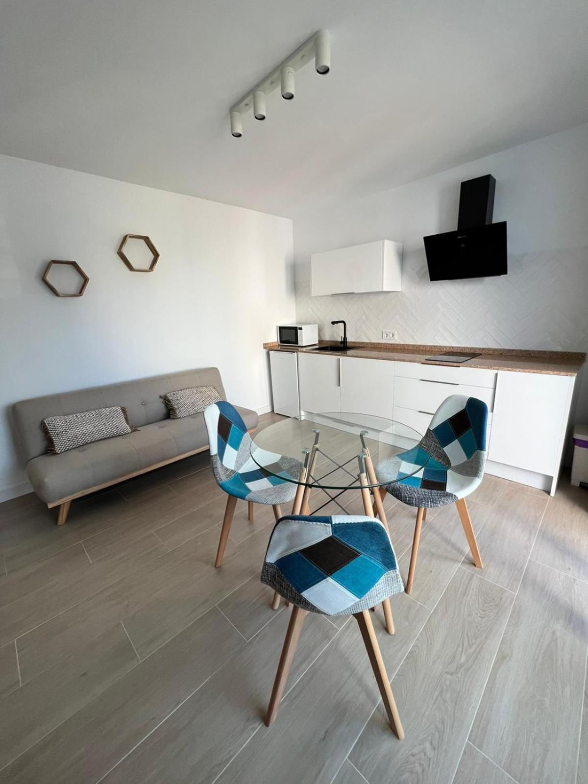 Apartamentos Buganvilla Roquetas De Mar Rum bild